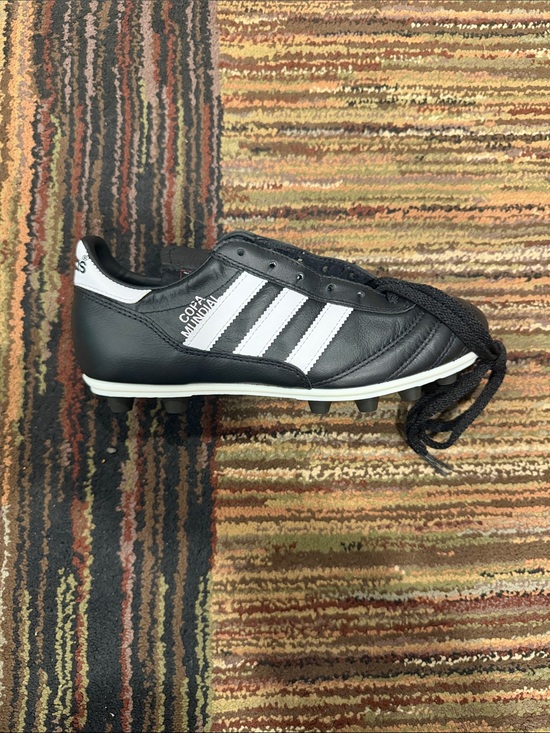 adidas Copa Mundial Men’s Black with White Stripes - make me an offer